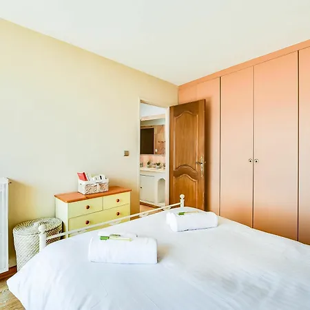 Le Cygne 1 Apartment *